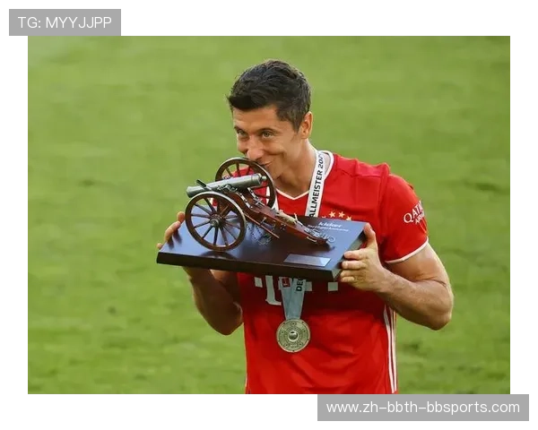 德甲各球队累计获得的各项奖杯数量统计报告 德甲各球队累计获得的各项奖杯数量统计报告