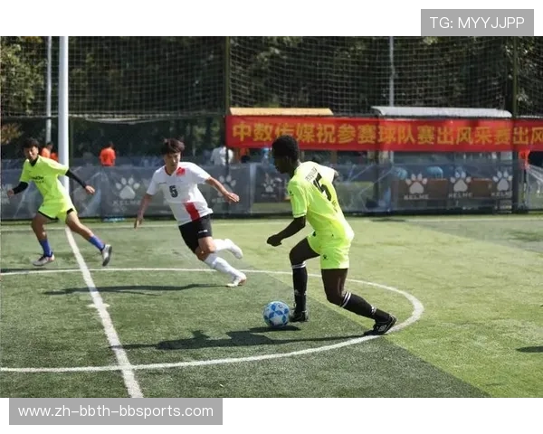 金秋足球争霸赛老年组别燃情启动